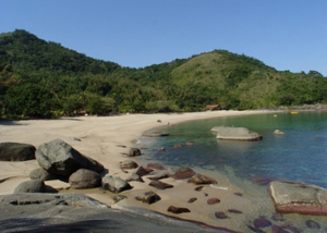 Praia de Indaiaúba em Ilhabela